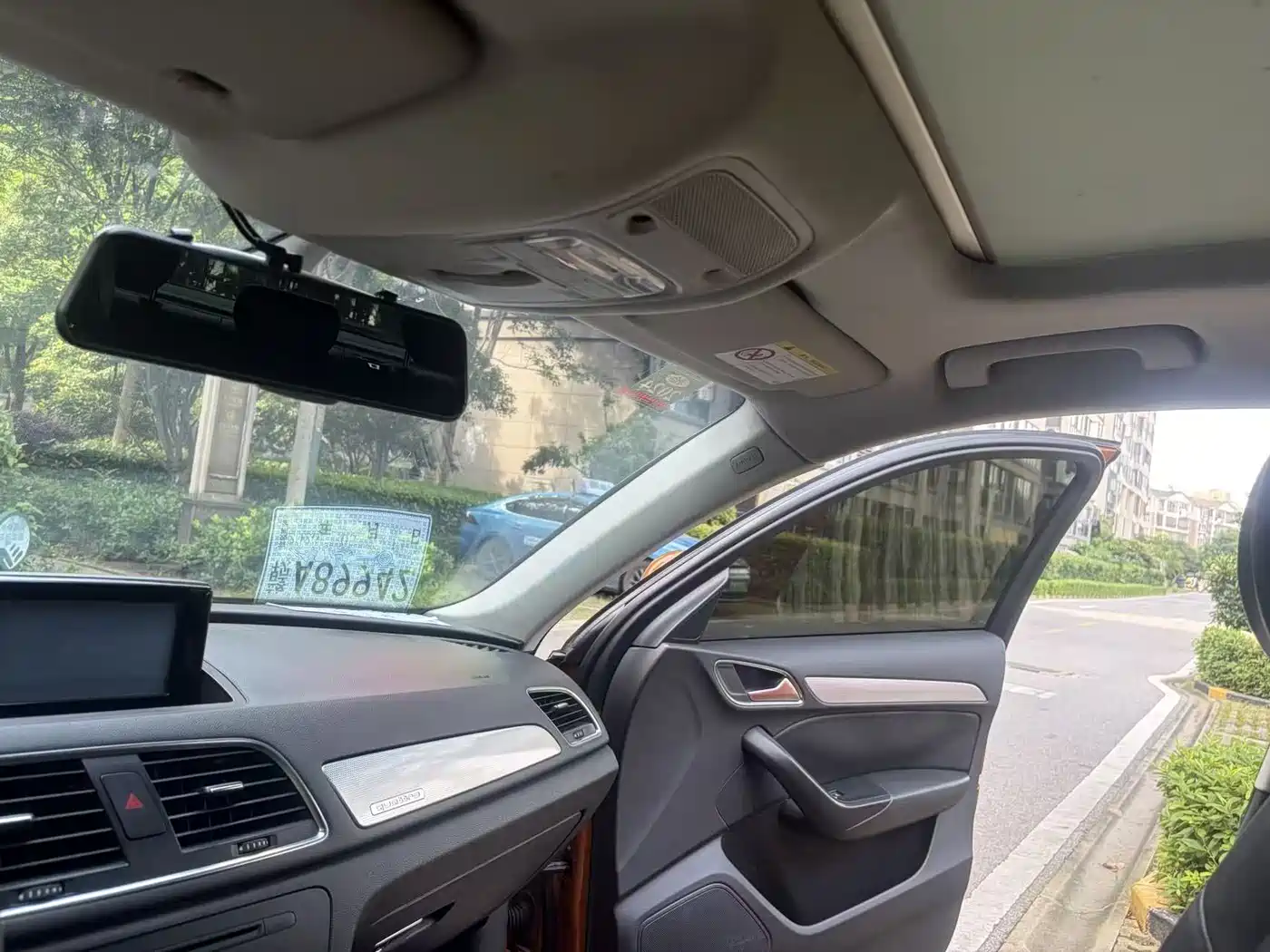 Audi Q3 2015 35 TFSI quattro Technology фото 15