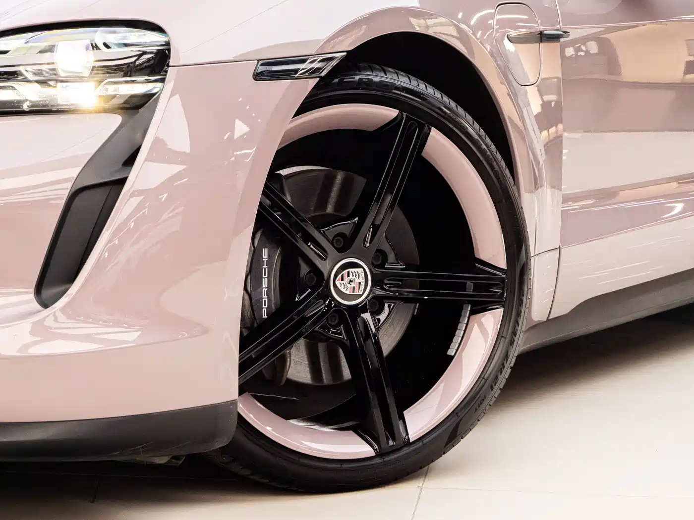 Porsche Taycan 2020 Taycan фото 14
