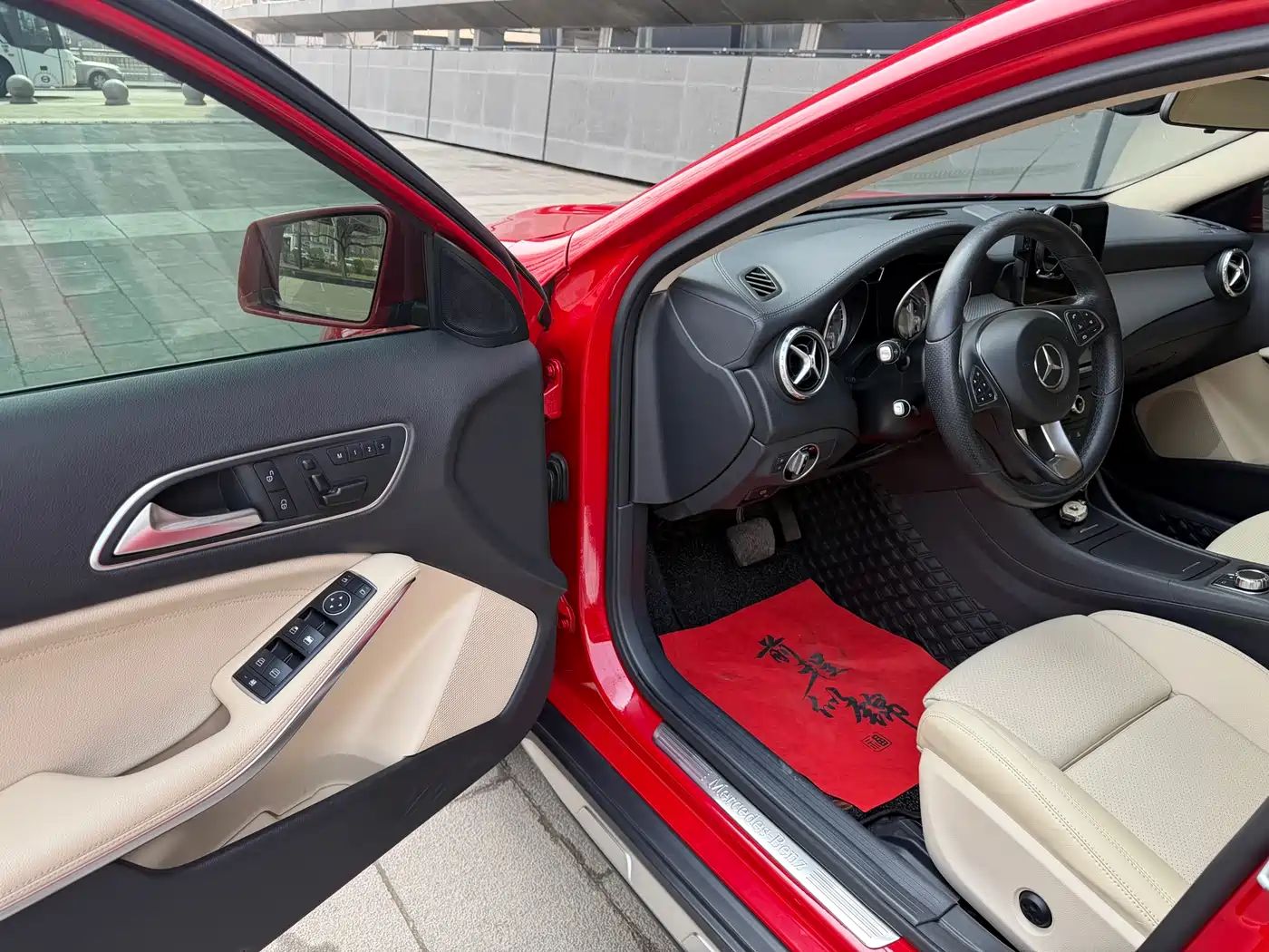Mercedes-Benz GLA 2016 GLA 200 Dynamic фото 6