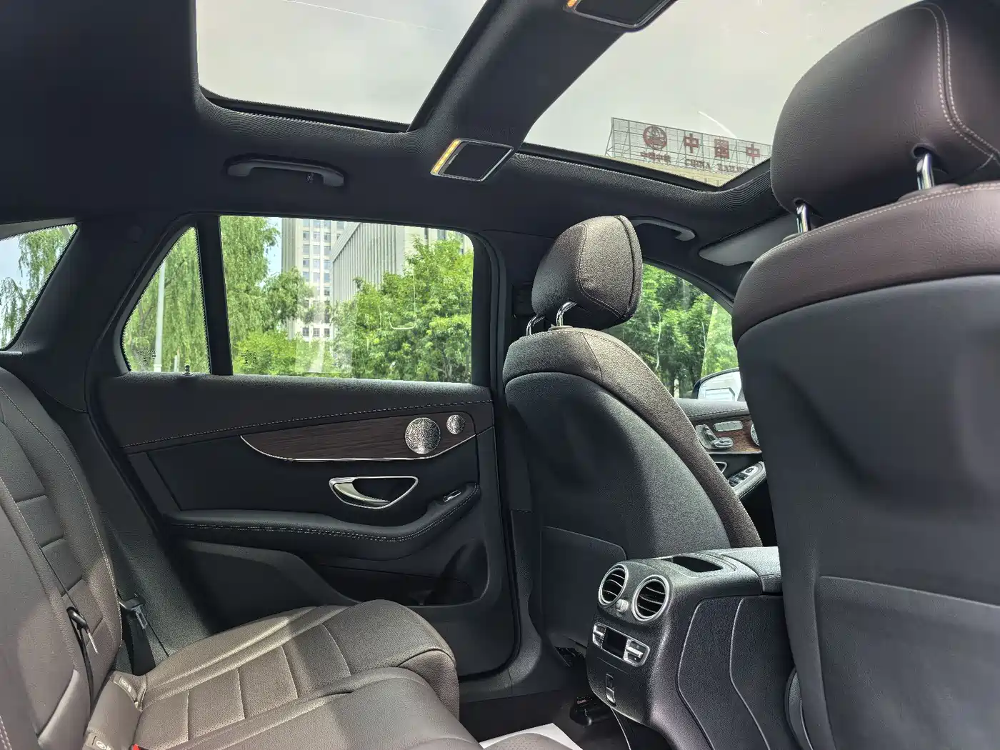 Mercedes-Benz GLC 2021 GLC 300 L 4MATIC Sporty фото 13