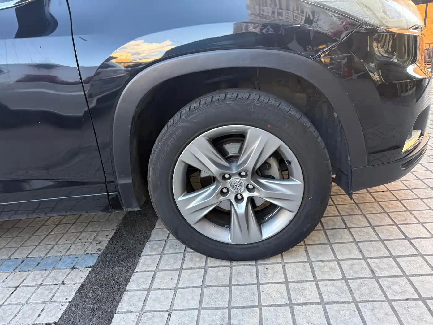Фото 11 - Toyota Highlander