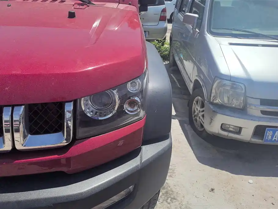 BAIC ORV Beijing Offroad BJ40 2016 Model 40L 2.3T Automatic 2WD Luxury фото 5