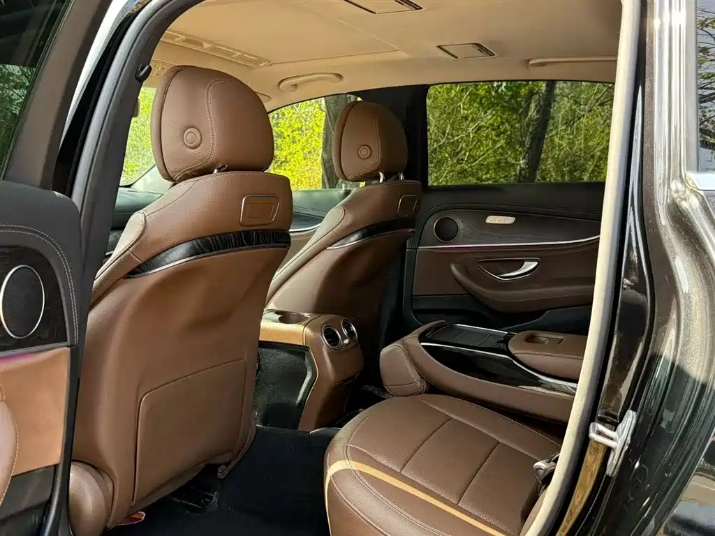 Mercedes-Benz E-Class 2016 E 200 L Sport Type фото 8