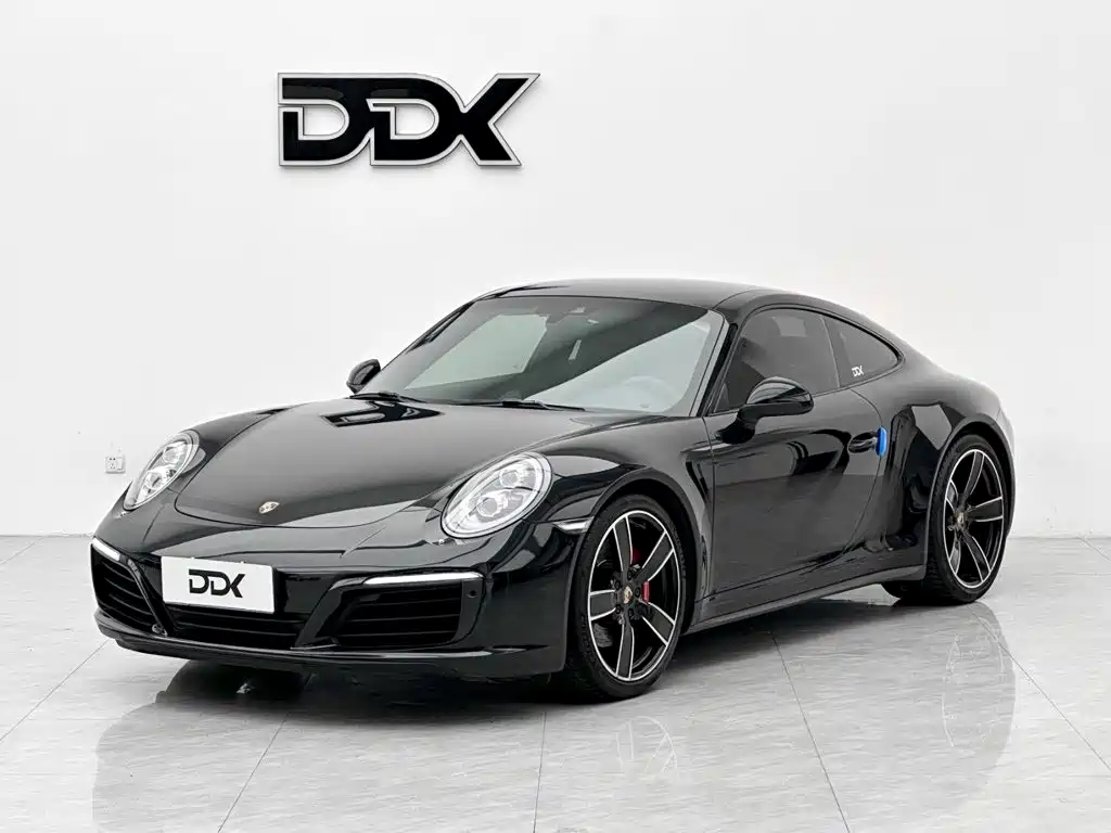 Фото 1 - Porsche 911