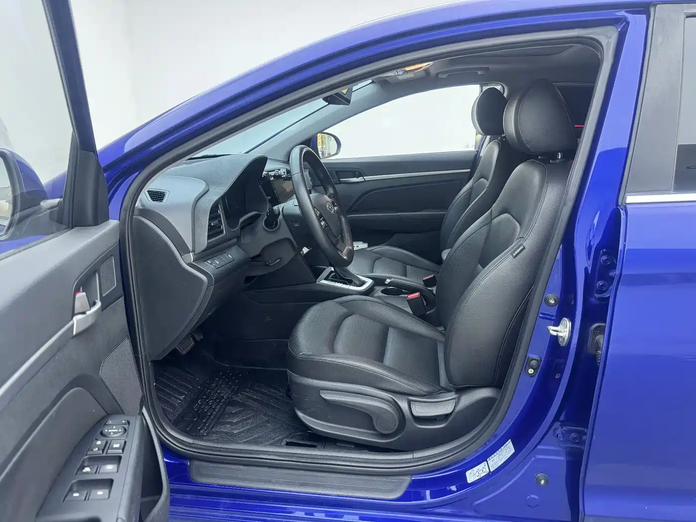 Hyundai Elantra 2019 1.5L CVT Smart Elite фото 5
