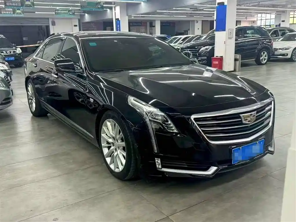 Cadillac CT6 2016 28T Leading фото 3