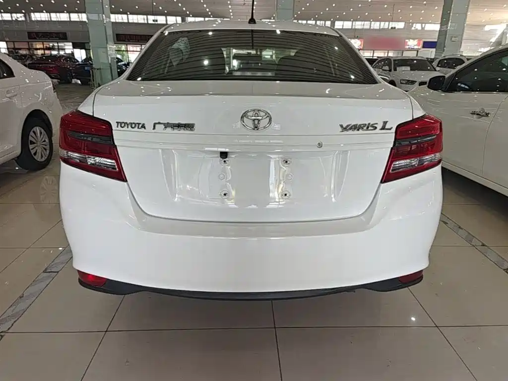 Toyota YARiS L Zhi Xiang 2019 1.5E CVT Charming China VI фото 6