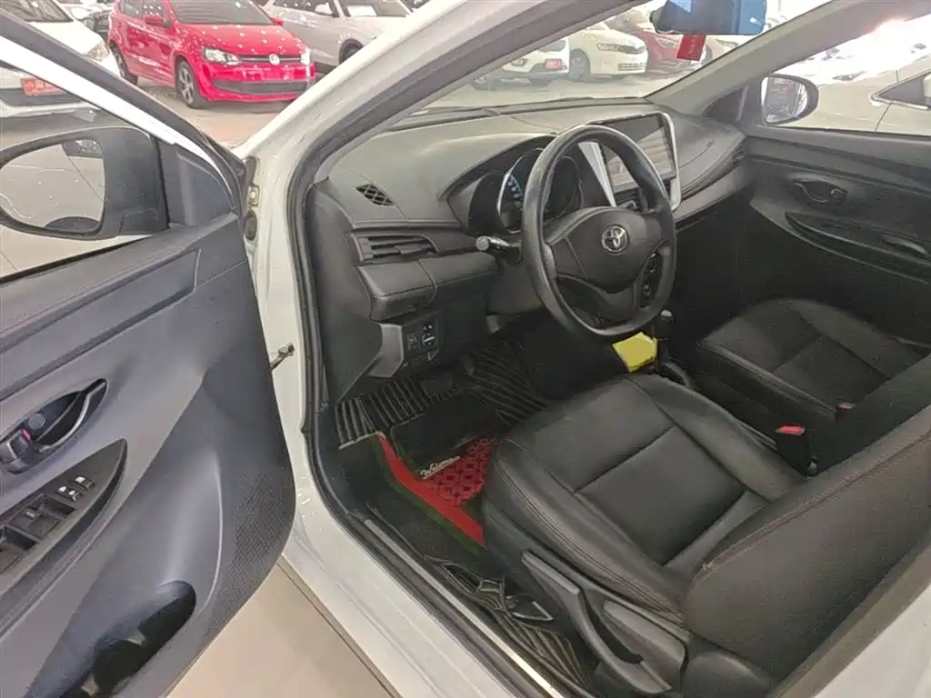 Toyota YARiS L Zhi Xiang 2019 1.5E CVT Charming China VI фото 16