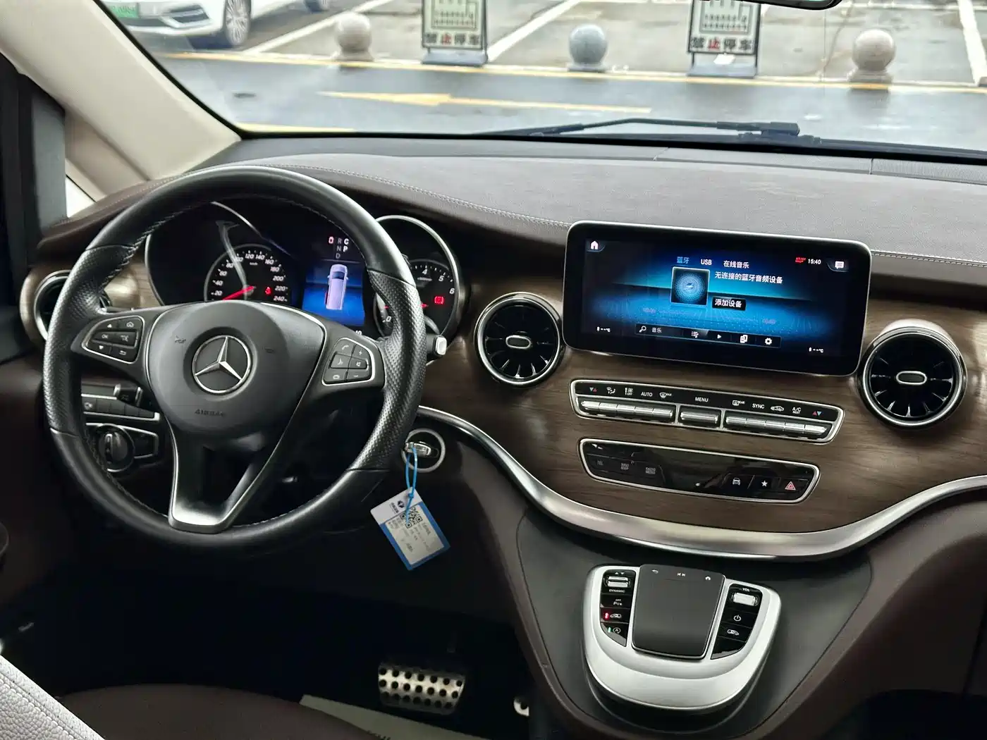 Mercedes-Benz V-Class 2021 V 260 L Long Wheelbase Luxury Edition фото 10