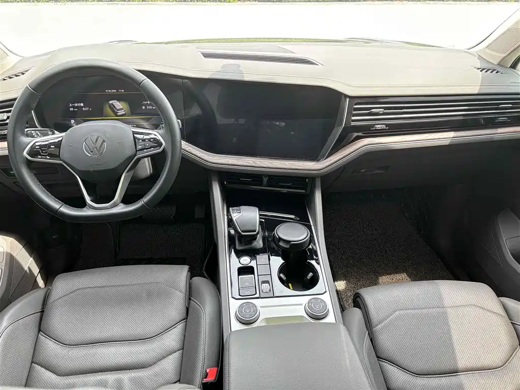 Volkswagen Touareg 2021 2.0TSI R-Line фото 6