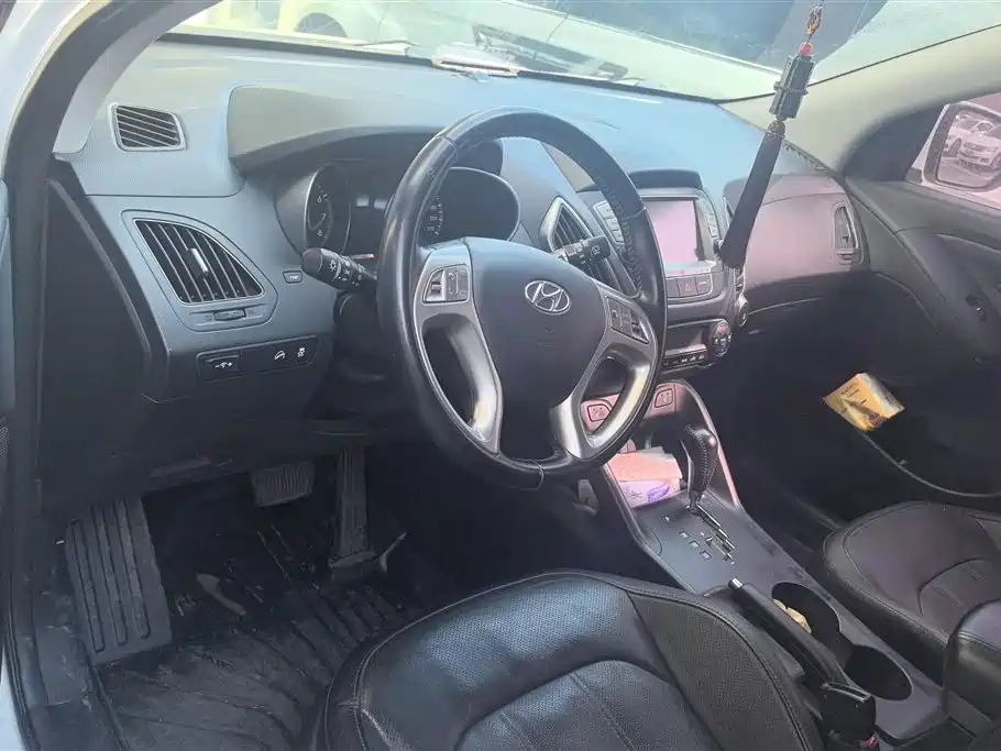 Hyundai Beijing Hyundai ix35 2015 2.0L Automatic 2WD Comfort China V фото 12