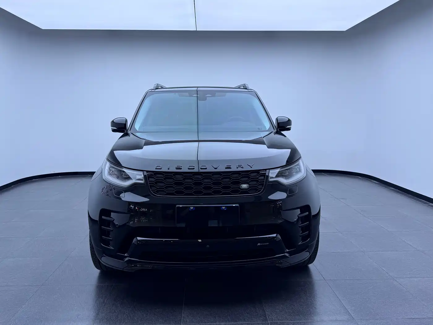 Land Rover Discovery 2023 360PS R-Dynamic SE фото 6