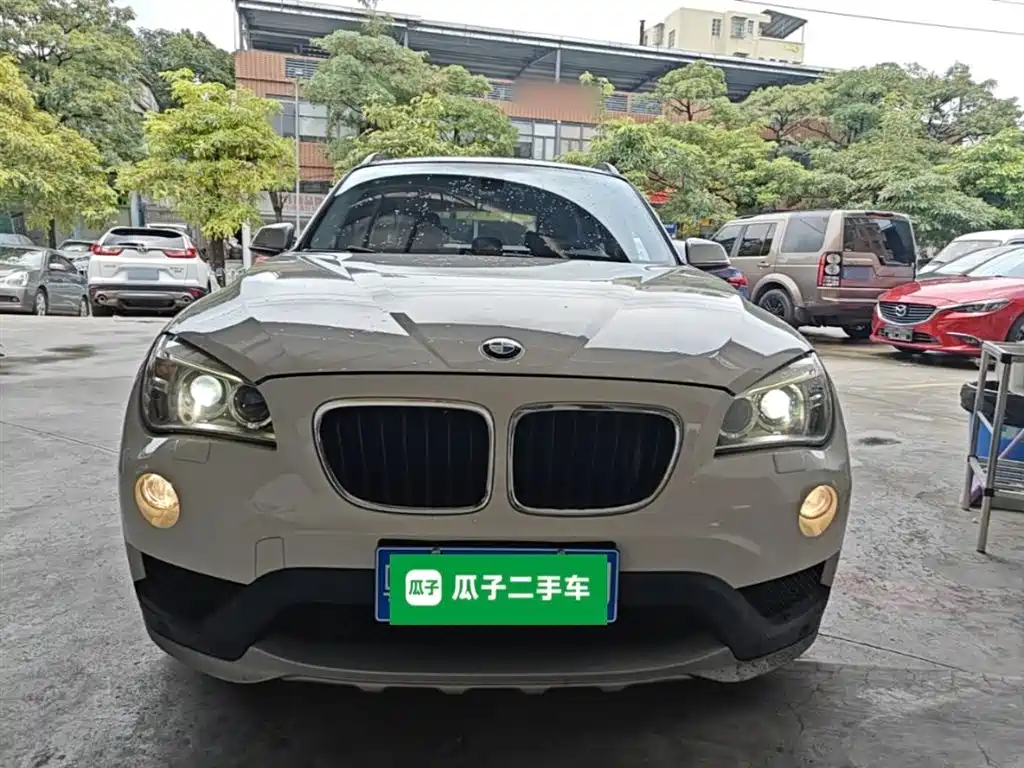 BMW X1 2014 sDrive18i Leading Edition фото 3