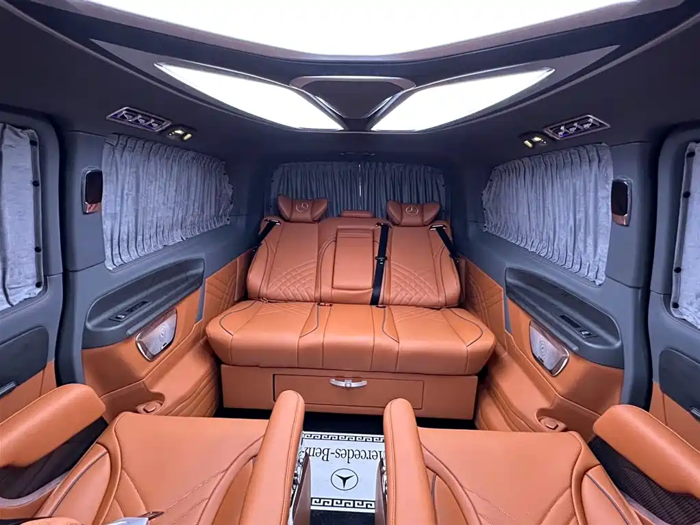 Mercedes-Benz Vito 2018 2.0T Business China V фото 19