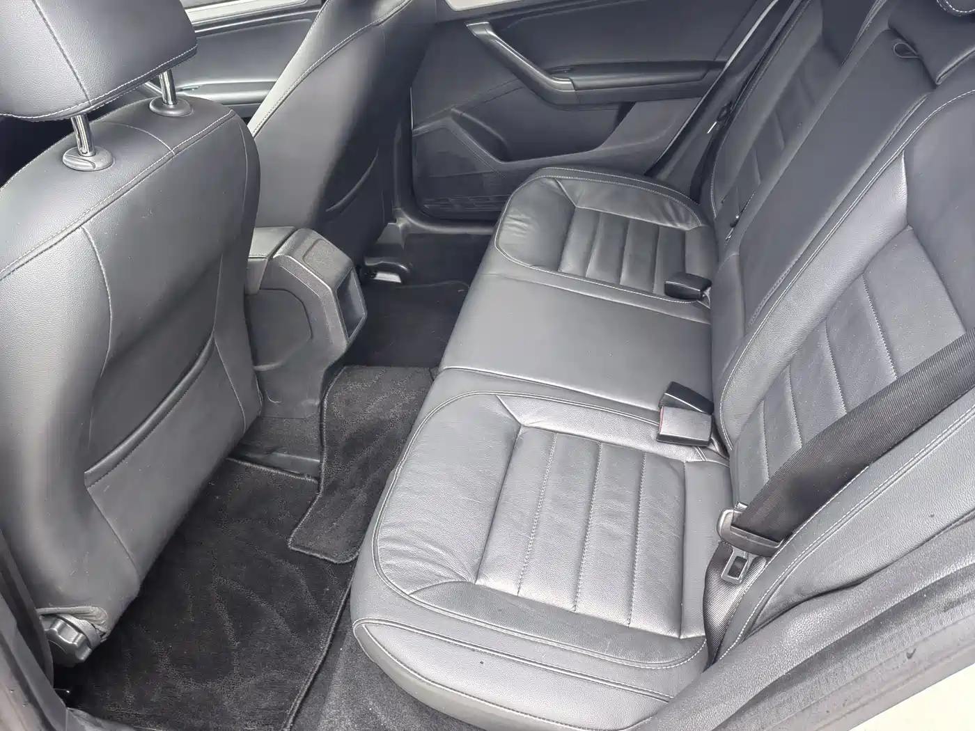 Volkswagen Lavida Tour 2017 230TSI DSG Comfort Edition фото 9