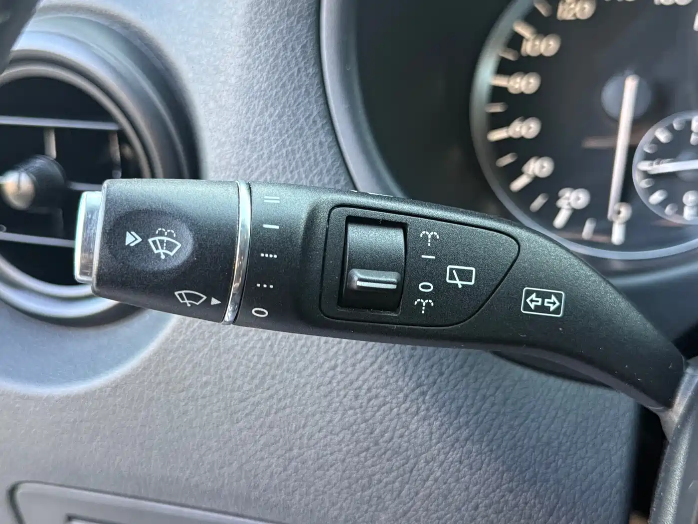 Mercedes-Benz Vito 2016 2.0T Business Edition фото 17