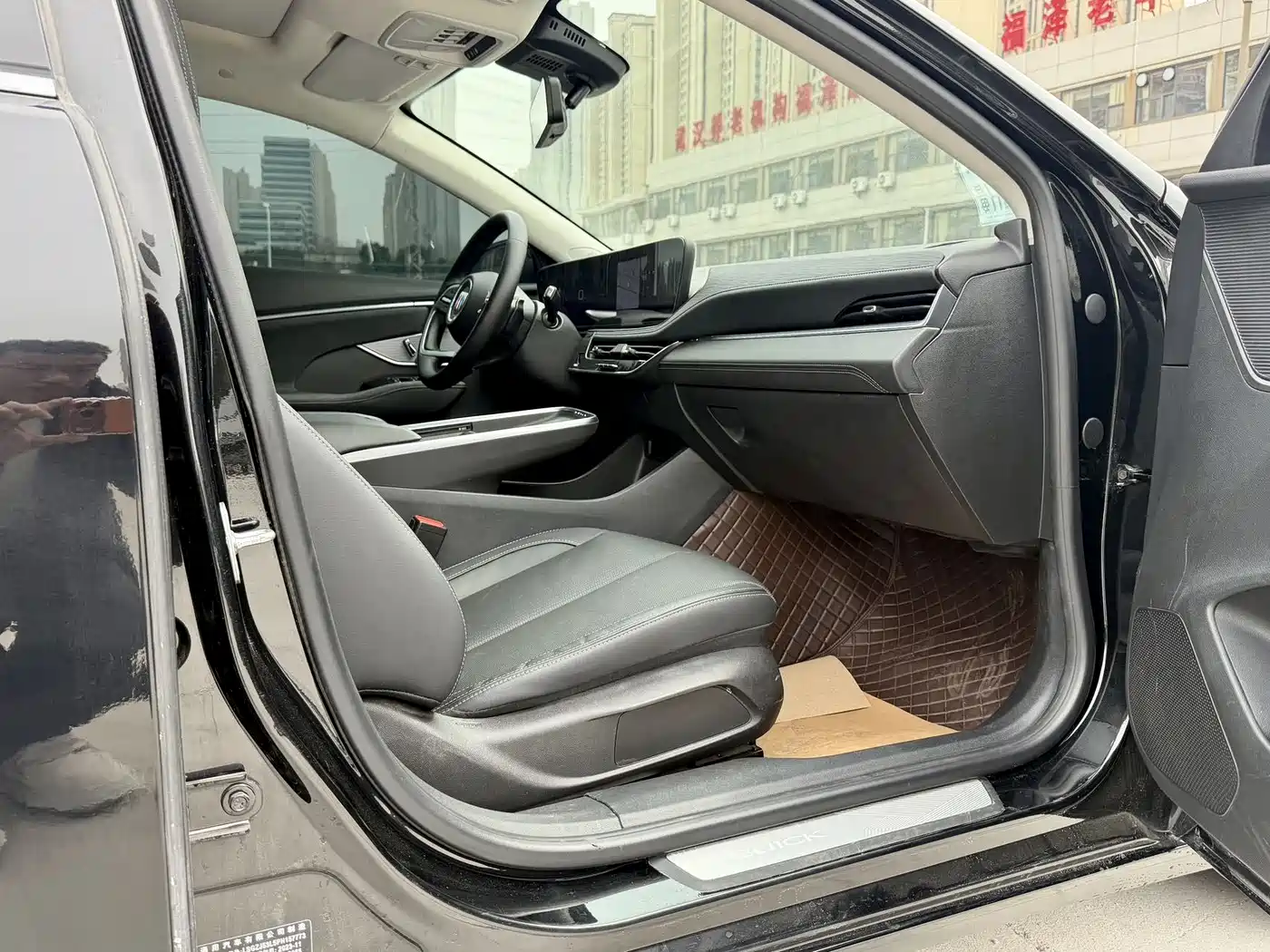 Buick LaCrosse 2023 28T Premium Edition фото 15