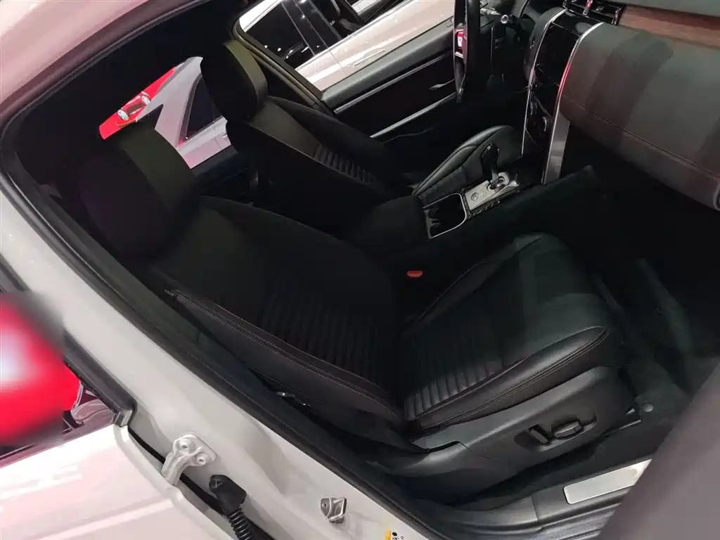 Land Rover Discovery Sport 2022 Model Facelift 249PS R-Dynamic S Performance Edition 5-seater фото 5