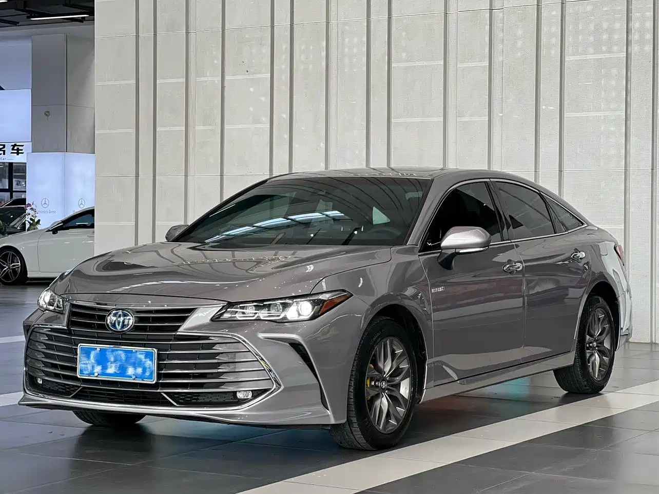 Toyota Avalon 2019 Hybrid 2.5L Luxury Edition China VI