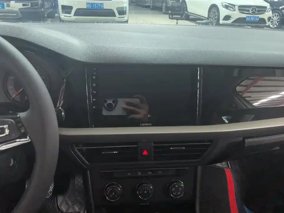 Volkswagen Lavida 2019 1.5L Automatic Comfort Edition China VI фото 13