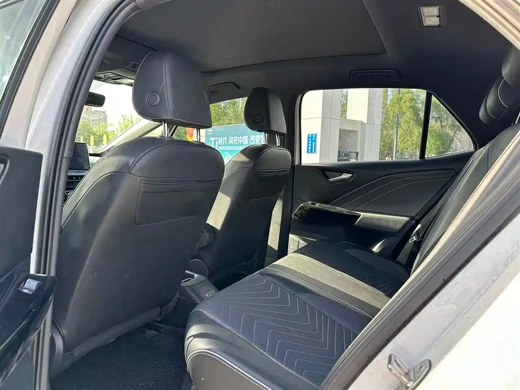 Volkswagen ID.3 2024 Pure Smart Edition фото 6