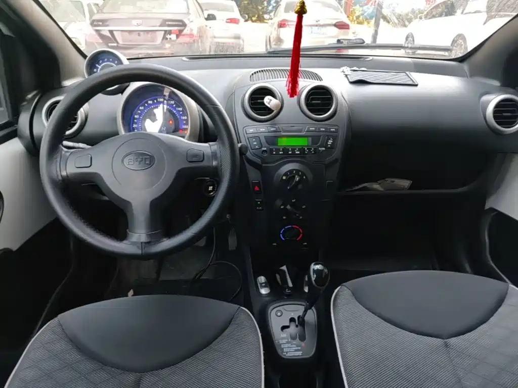 BYD F0 2018 2015 1.0L AMT Xuan Cool Edition