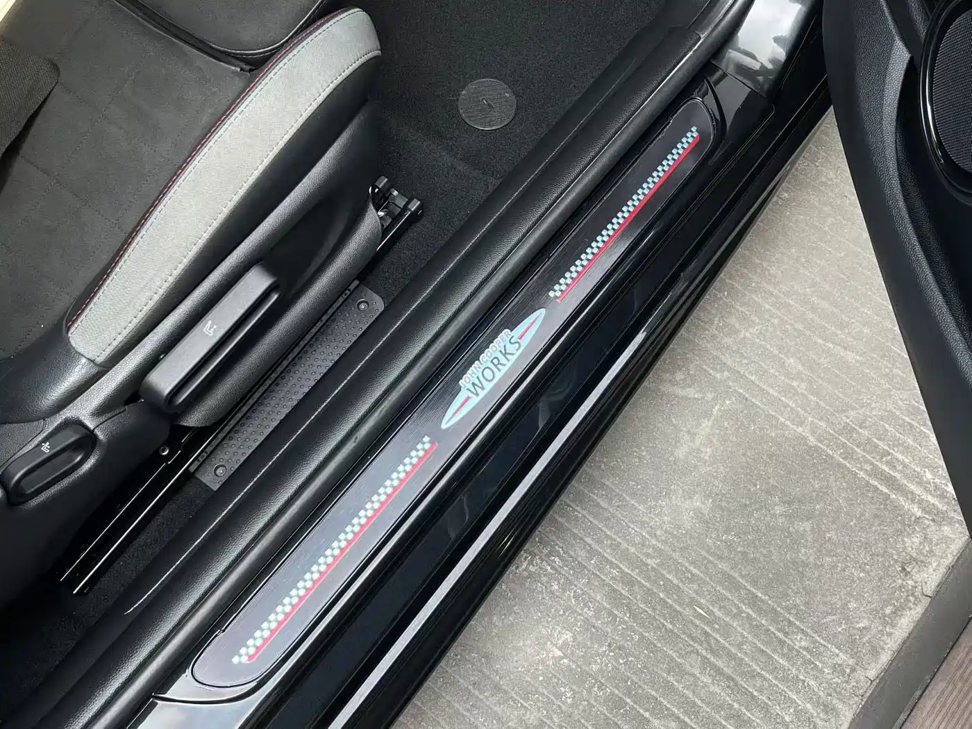 MINI 2022 2.0T COOPER S Black Label Special Edition фото 13