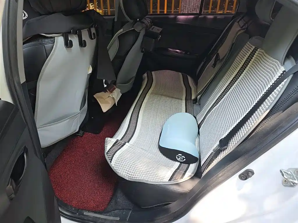 Toyota YARiS L Zhi Xiang 2019 1.5E CVT Charming China VI фото 24