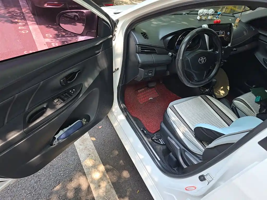 Toyota YARiS L Zhi Xiang 2019 1.5E CVT Charming China VI фото 23