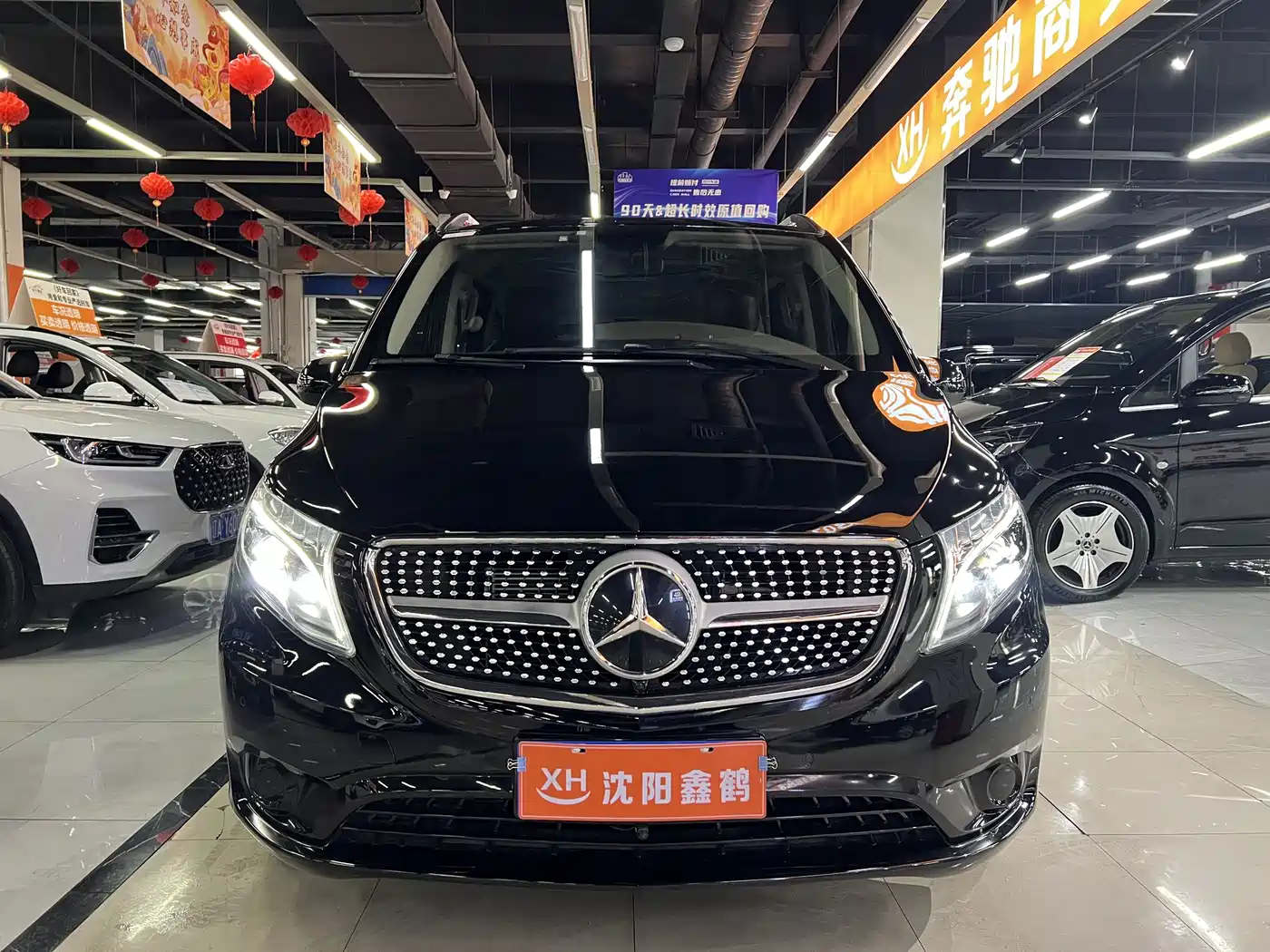 Mercedes-Benz Vito 2023 2.0T Business 7-Seater фото 2