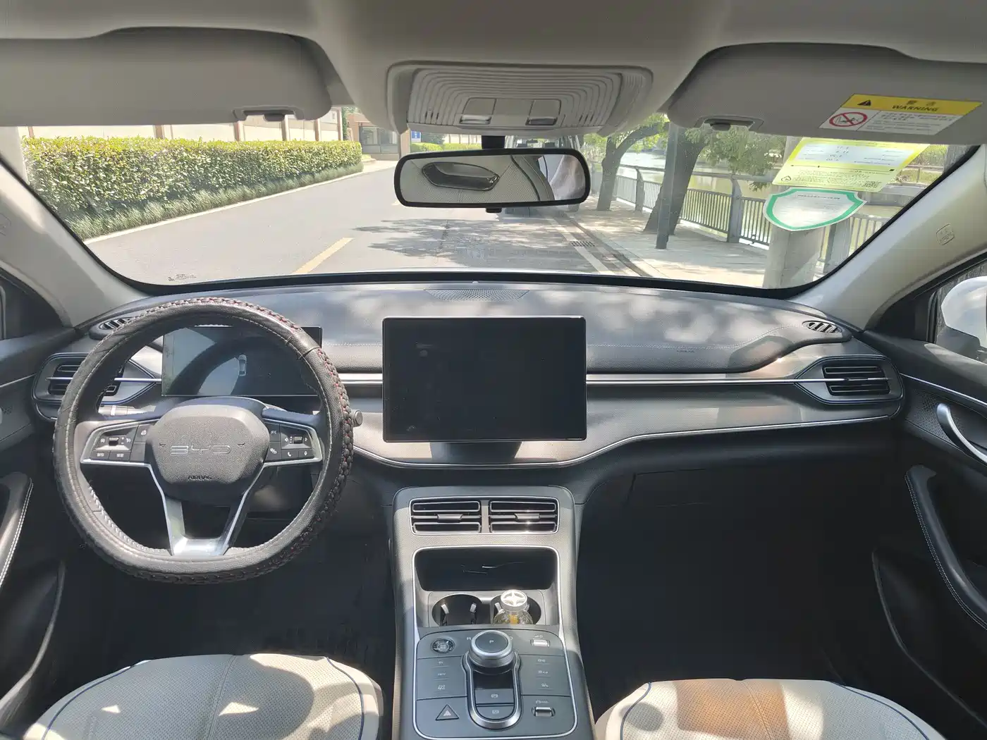 BYD Destroyer 05 2024 Glory Edition DM-i 55KM Luxury фото 6