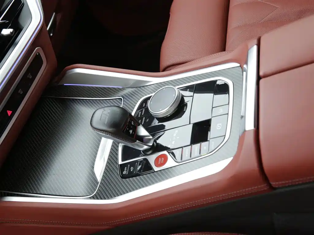 BMW XM 2023 Model Base фото 11
