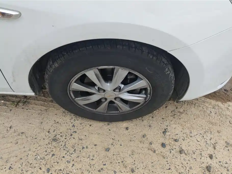 Chevrolet Sail 2018 Sail 3 1.3L AMT Ideal фото 6