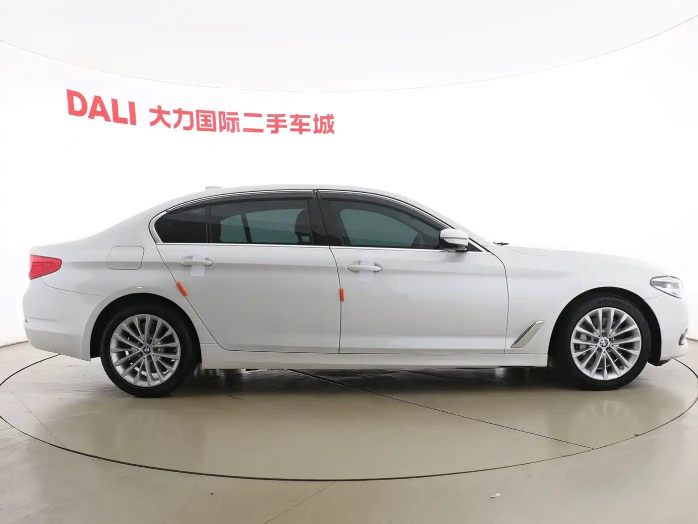 BMW 5 Series 2020 530Li Leading Luxury Package фото 12
