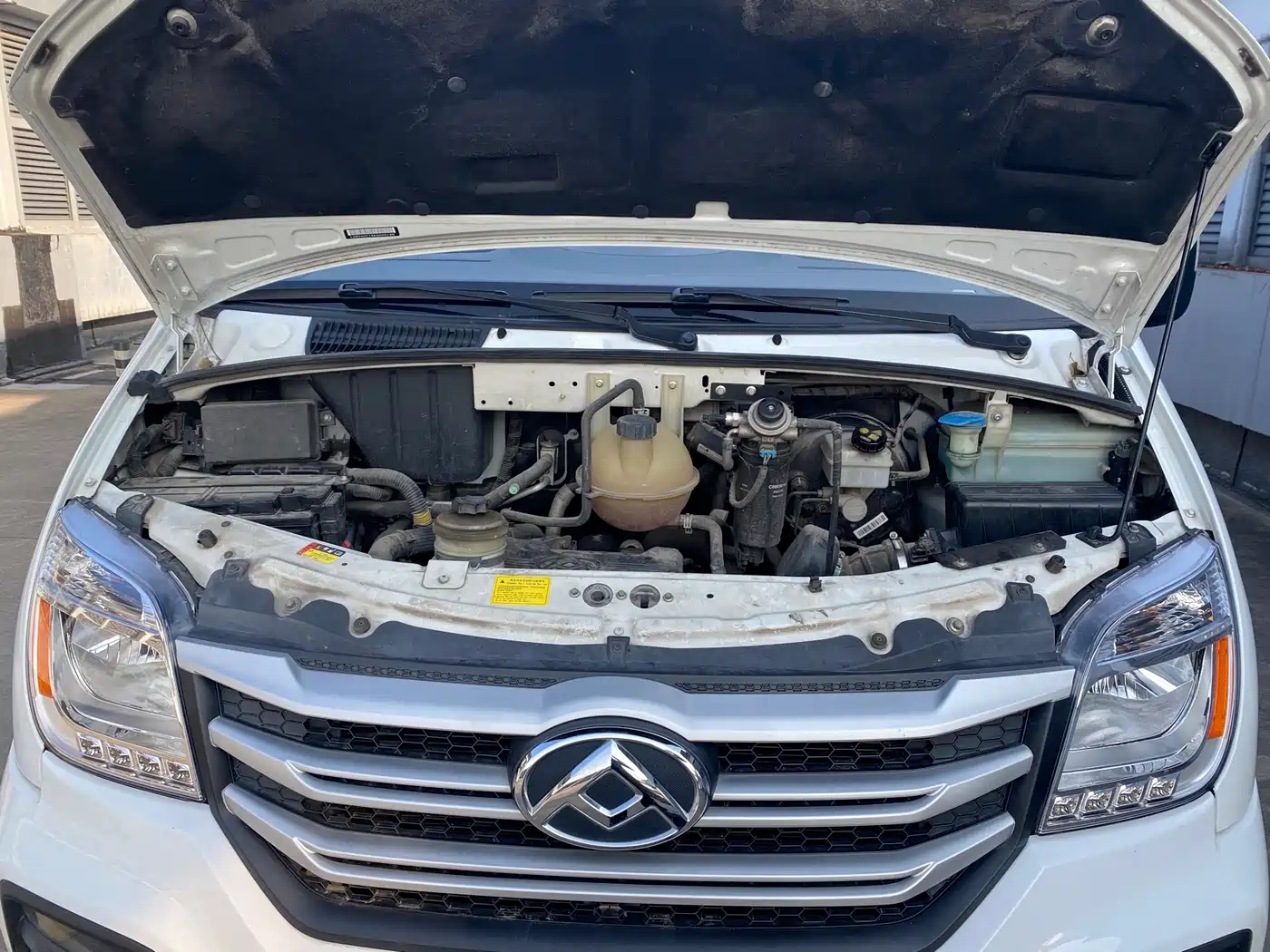 SAIC MAXUS XINTU V80