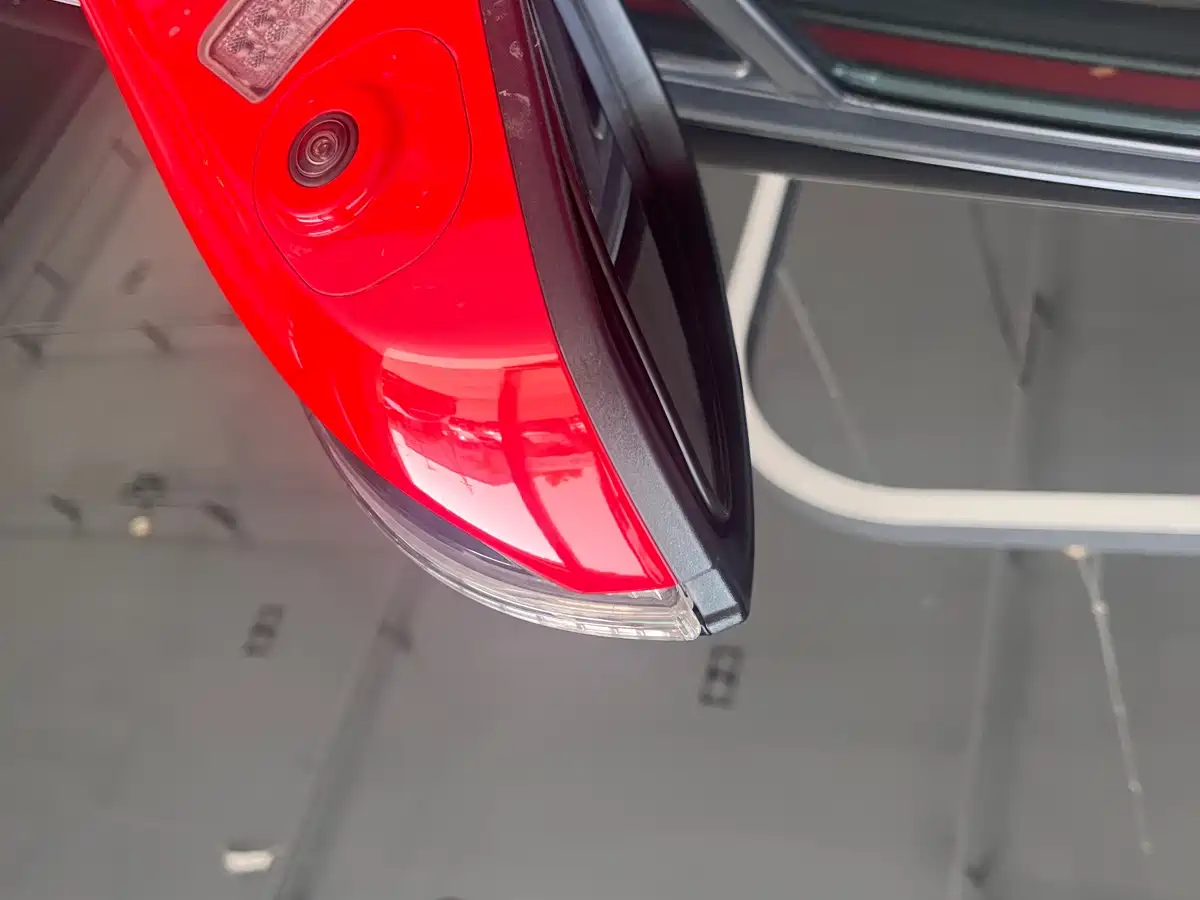 BYD Yuan New Energy 2018 EV360 Smart Connected Cool Edition фото 16