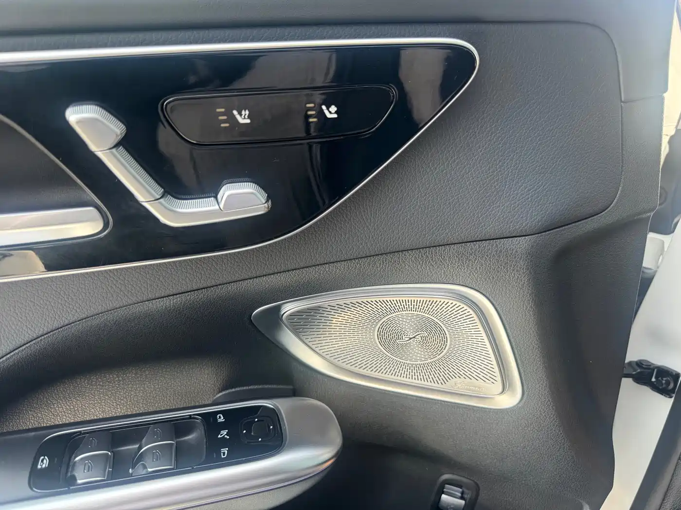 Mercedes-Benz C-Class 2025 C 260 L Night Sport Edition фото 14