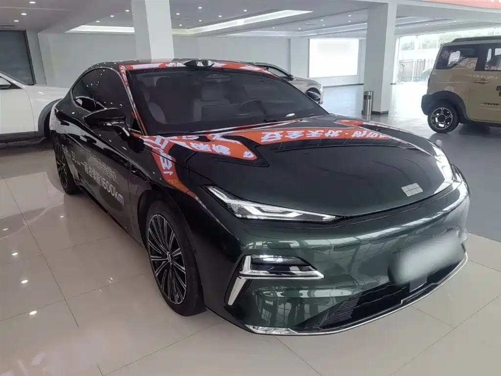 Geely Galaxy Galaxy Xingyao 8 2025 130km EM-P Starship Edition фото 4