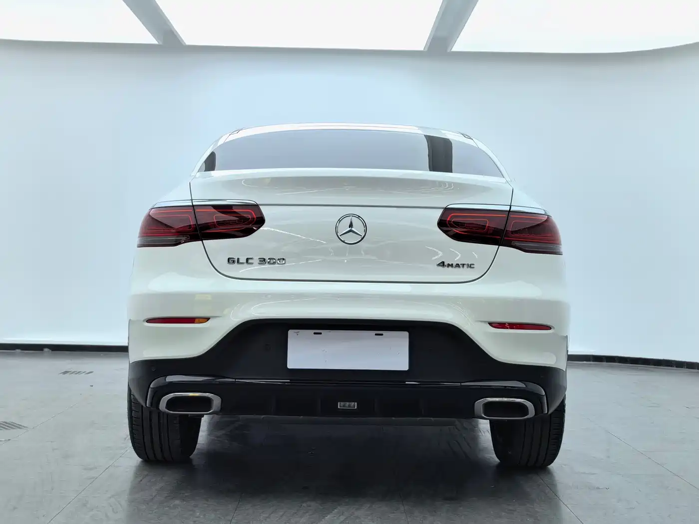 Mercedes-Benz GLC Coupe 2020 GLC 300 4MATIC Coupe SUV фото 4