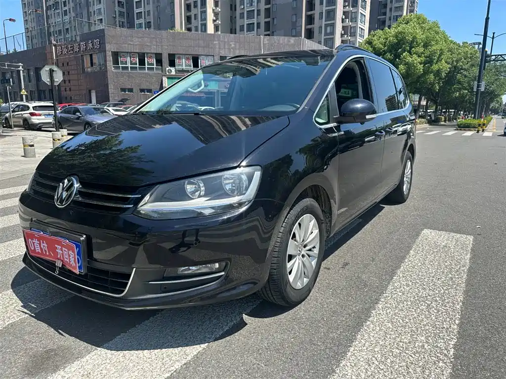 Volkswagen Sharan 2014 2.0TSI Standard фото 2