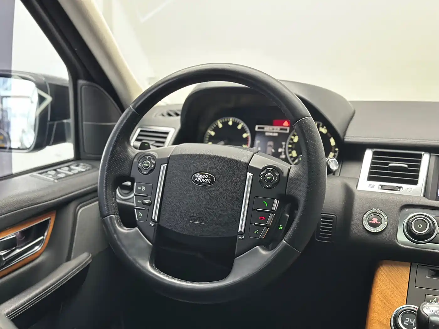 Land Rover Range Rover Sport 2013 5.0 NA V8 HSE фото 36