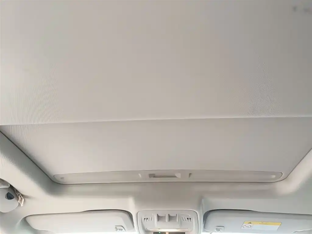 Buick Verano 2019 Sedan 20T Dual Clutch Leading фото 18