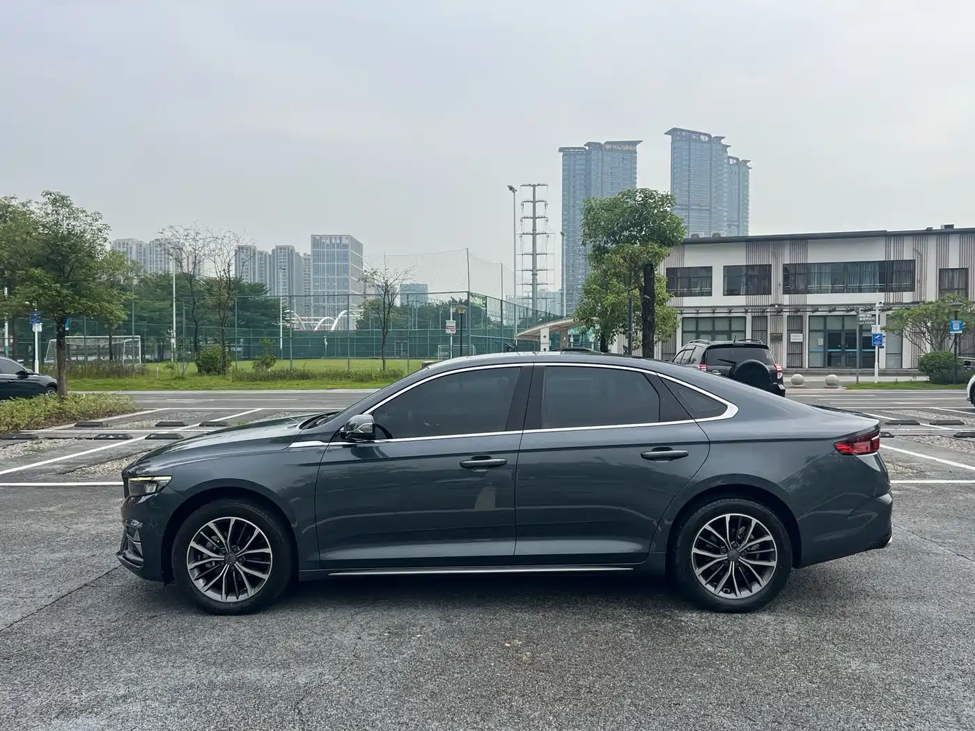 Фото 7 - Geely Preface