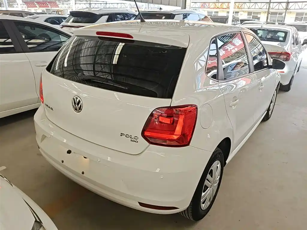 Volkswagen Polo 2018 1.5L Auto Safe Drive фото 7