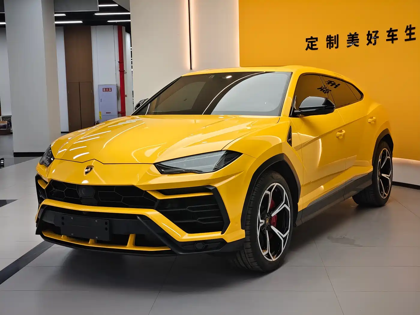 Lamborghini Urus 2021 4.0T V8