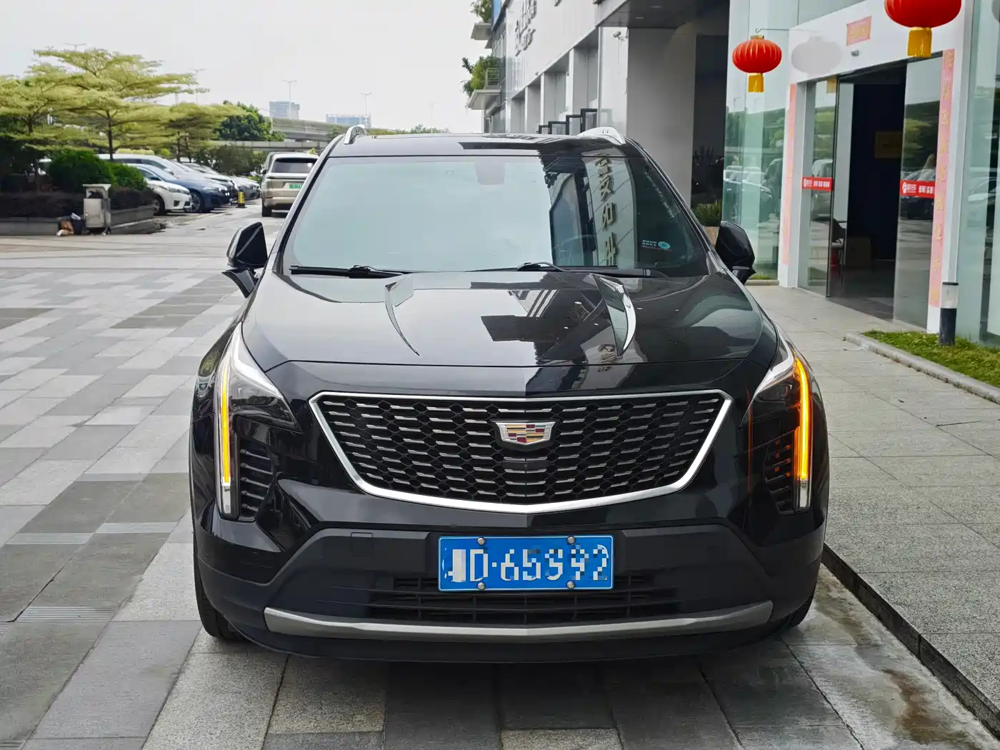 Cadillac XT4 2021 28T FWD Premium Edition фото 2