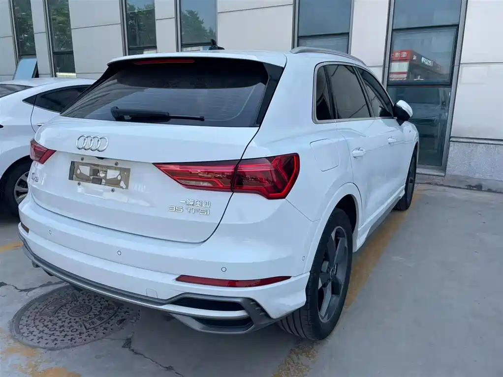 Audi Q3 2022 35 TFSI Fashion Dynamic фото 10