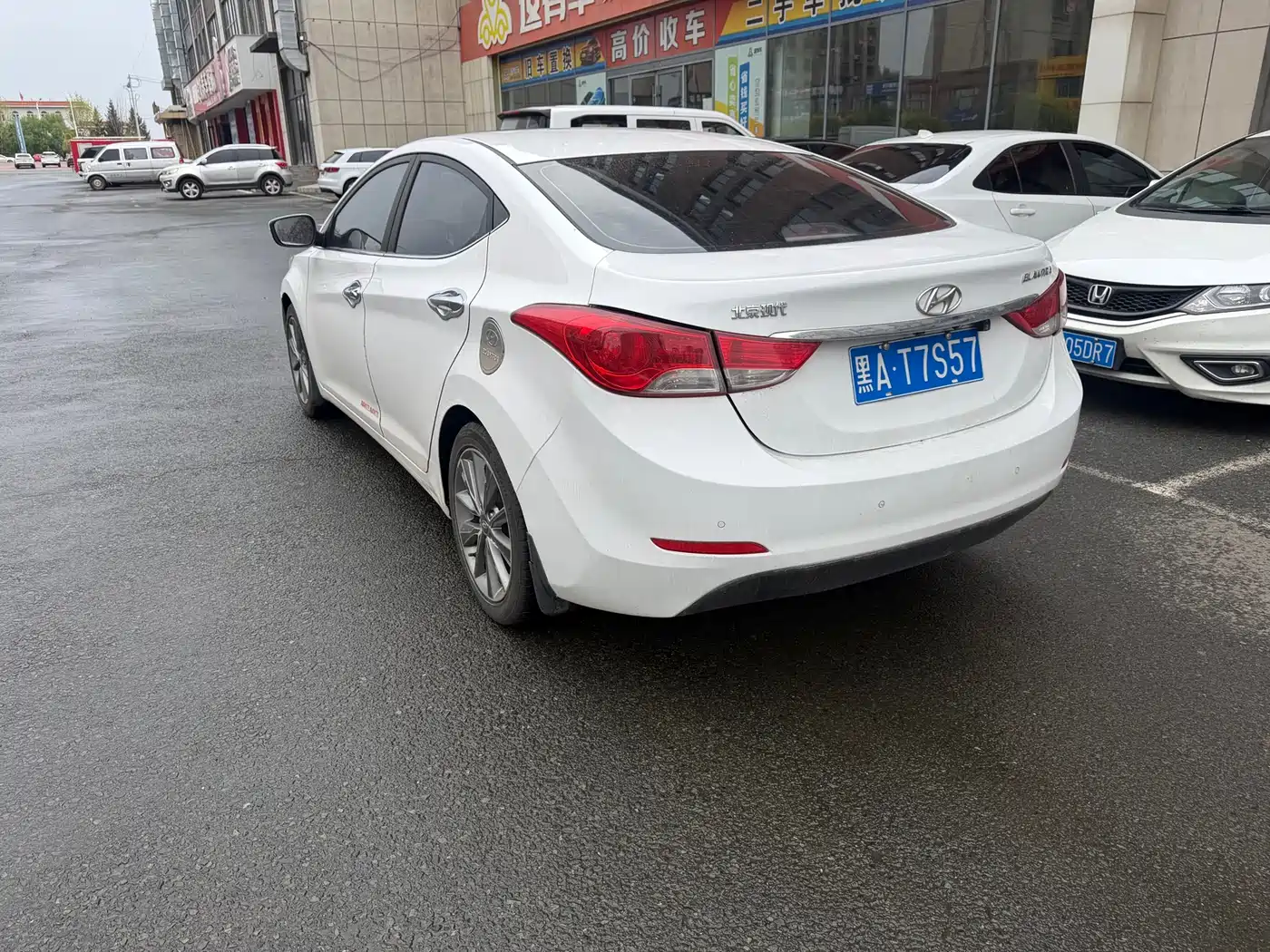 Hyundai Langdong 2015 1.6L Auto Premium фото 2