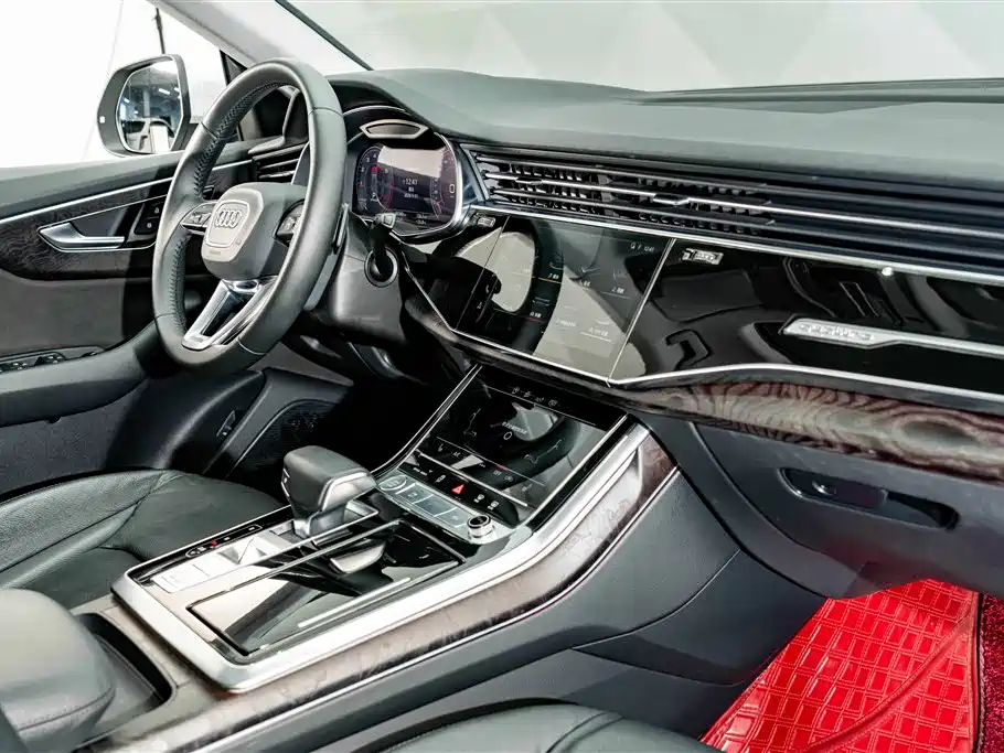 Audi Q8 2019 45 TFSI Premium Dynamic фото 18