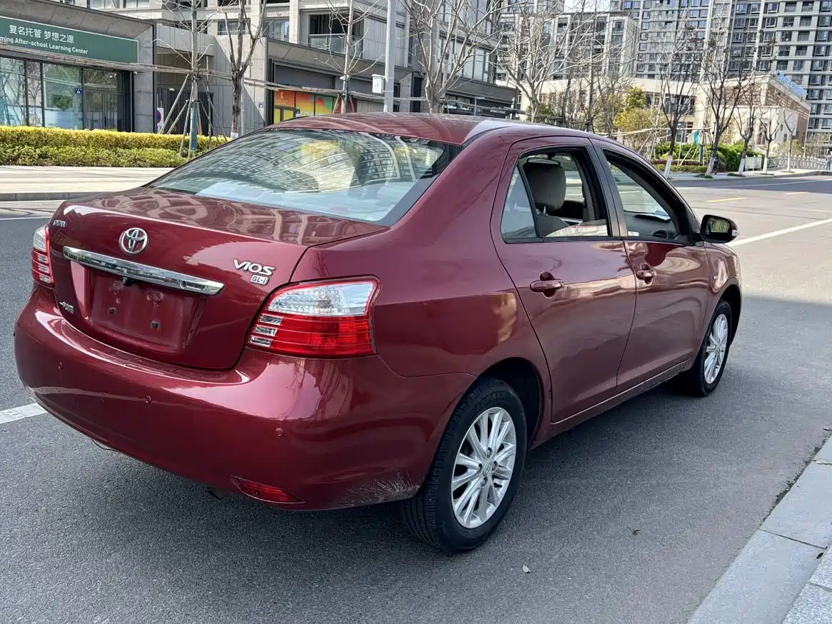 Toyota Vios 2010 Model 1.6L GL-i AT фото 14